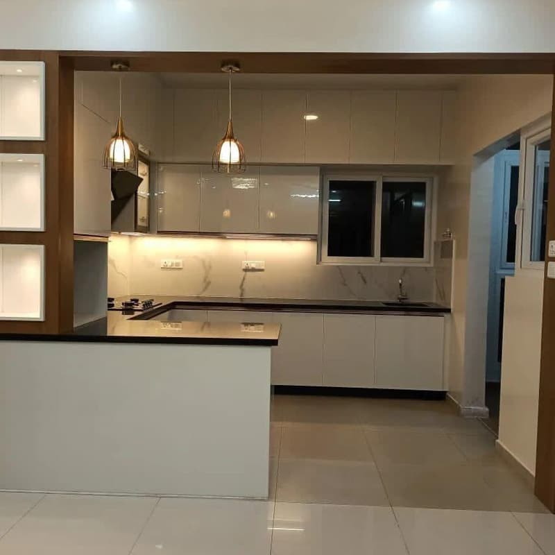 Contemporary Kitchen Setup