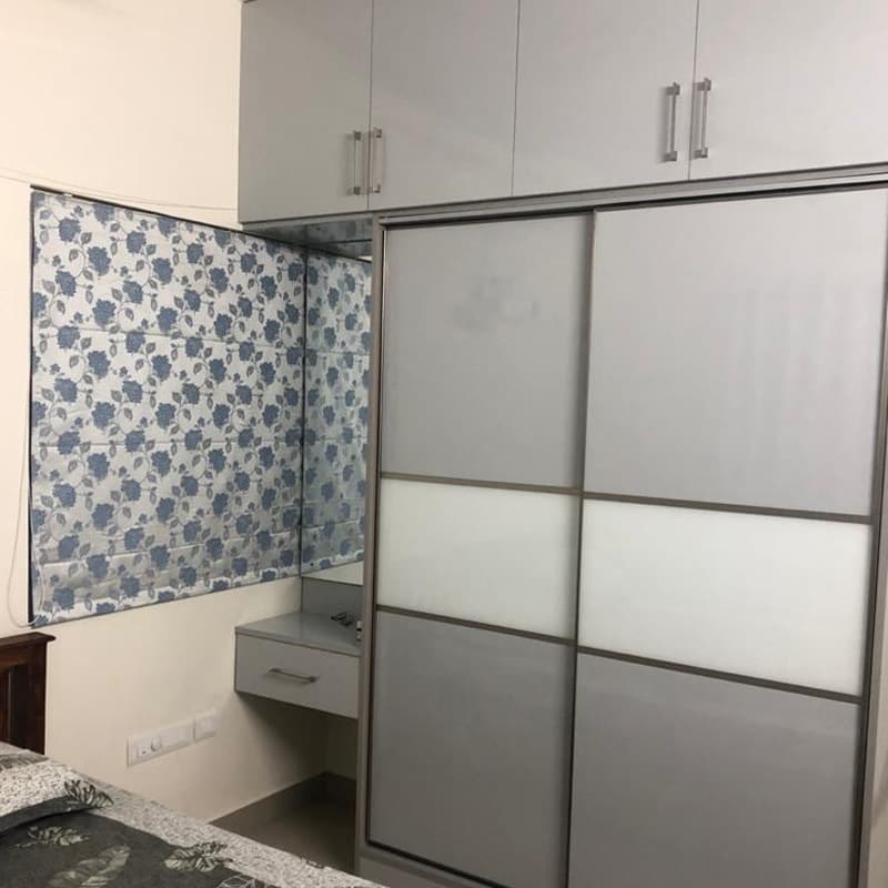 Modern Wardrobe Cabinet