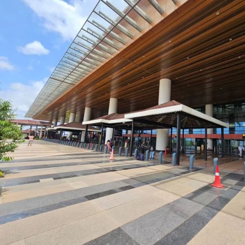 Suburban Outlet Mall